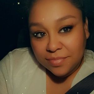 Meet your Posher, Jenifer